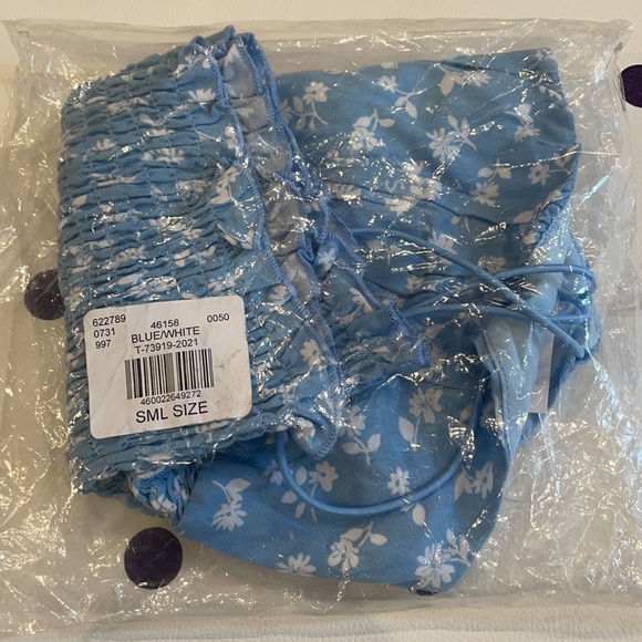 LA Hearts Smocked Bodice Cami Top - Picture 4 of 5